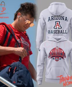 High-quality product with unique design – Arizona Wildcats Regional Chasing Hoodie