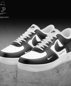 Bold and stylish casual wear – Brisbane Broncos Old Logo Air Force Shoes