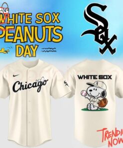 Bold and stylish casual wear – Chicago White Sox Peanuts Snoopy Jersey