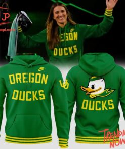 Stylish and comfortable printed clothing – Oregon Ducks Women Basketball Hoodie